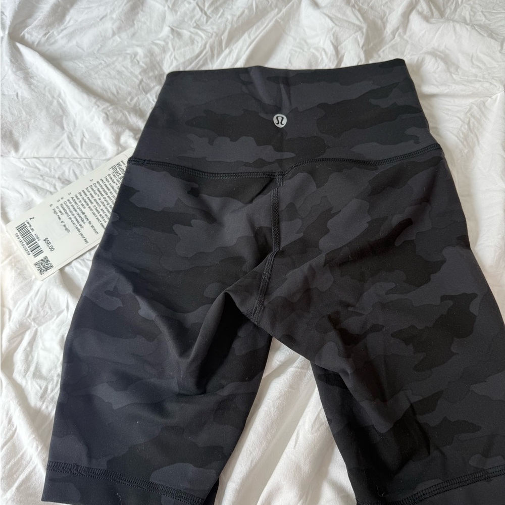 Lululemon Black Camo Leggings - Picture 2 of 3